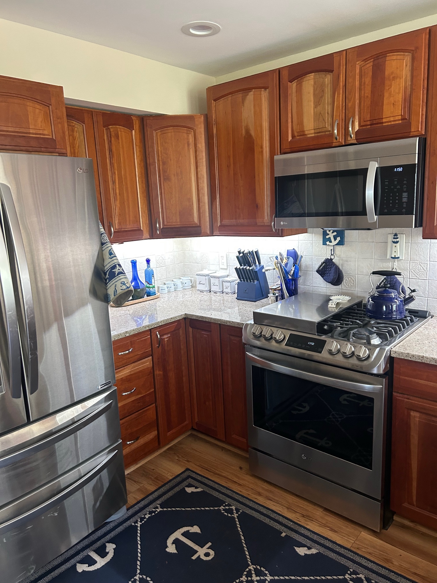 Kitchen before transformation